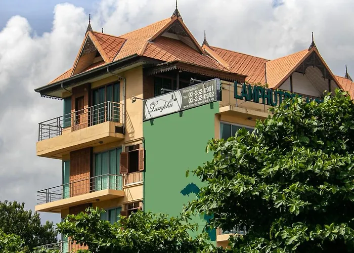 Lamphu Tree House Boutique